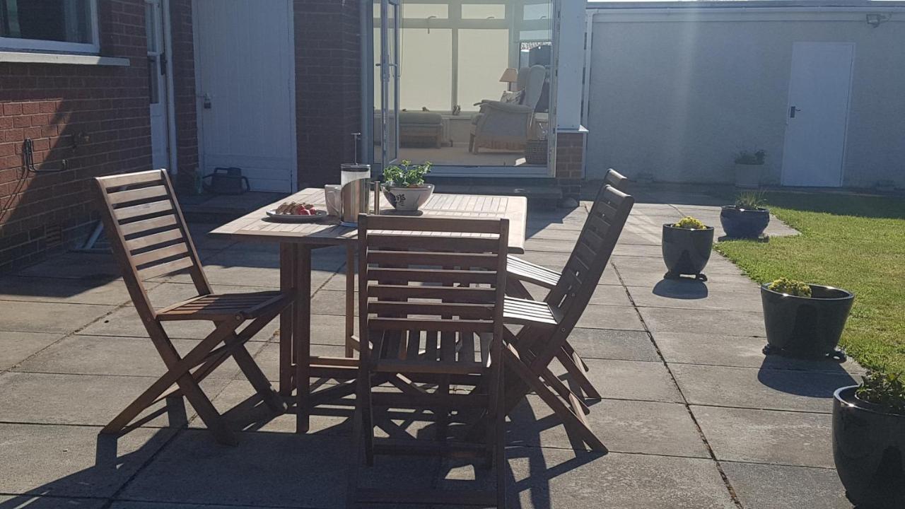 The Burrow, A Spacious In Heart Of Ni Templepatrick