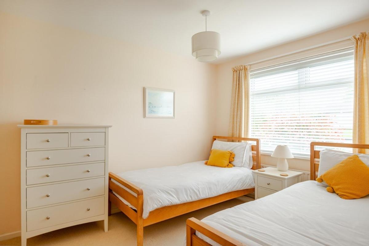 The Burrow, A Spacious In Heart Of Ni