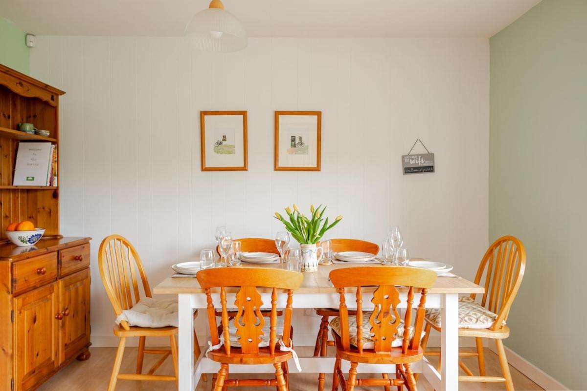 The Burrow, A Spacious In Heart Of Ni Holiday home Templepatrick