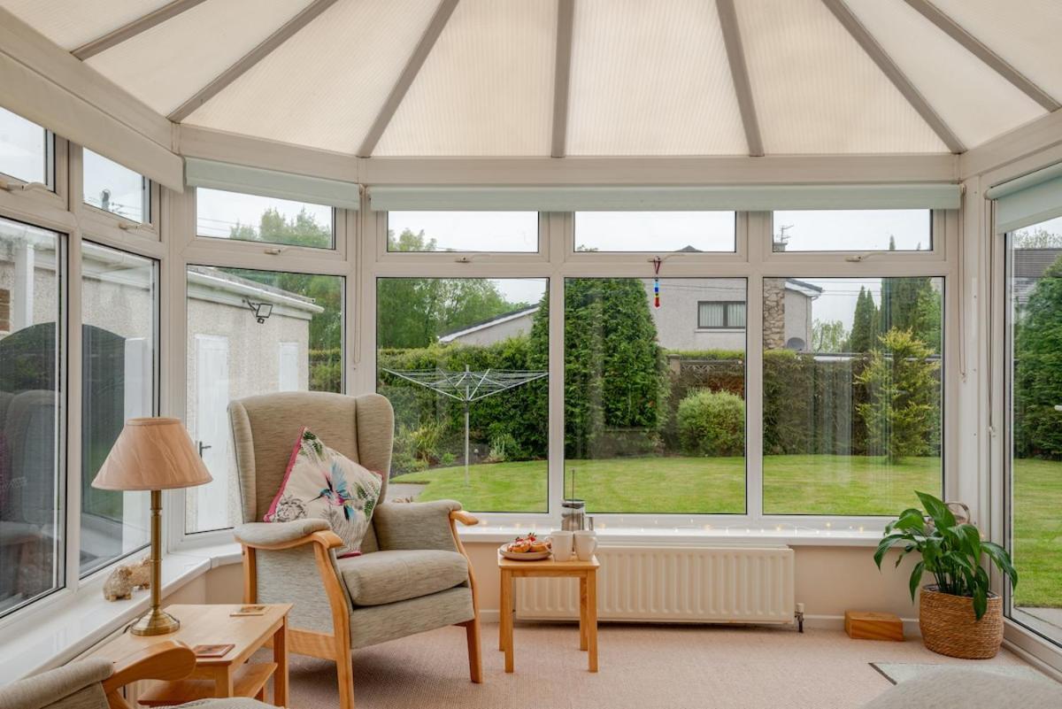The Burrow, A Spacious In Heart Of Ni Holiday home